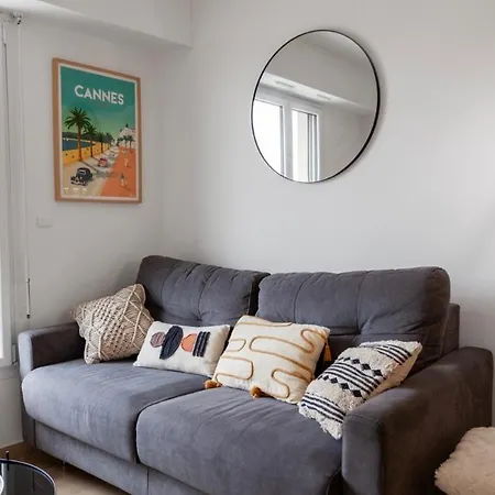 Lumineux A 2 Mn A Pied De La *